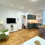 13 Apartamento *