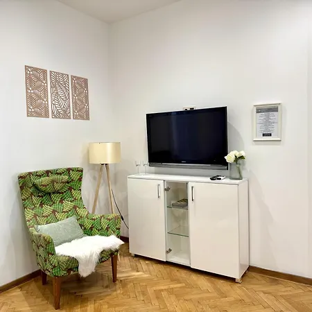 13 Apartment